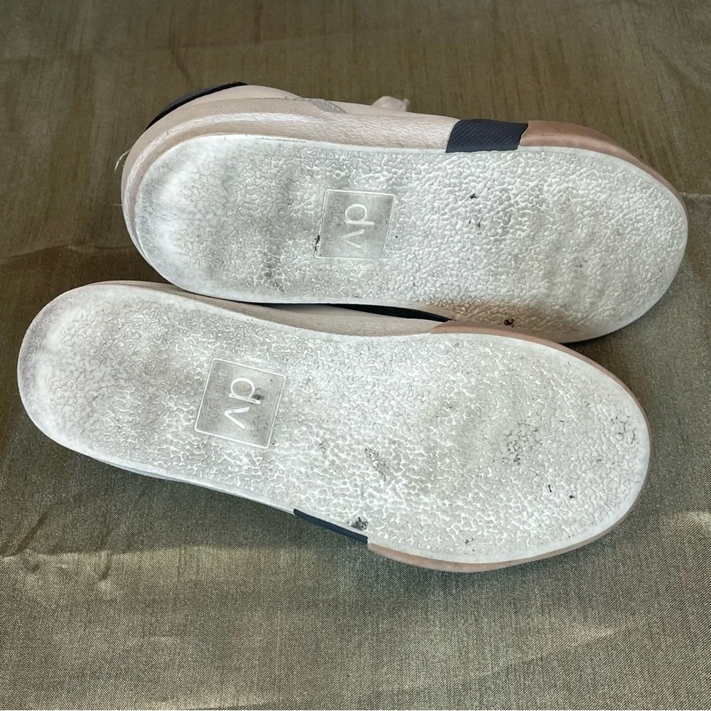 Girls Dolce Vita DV Sneakers Peeka Girls 13